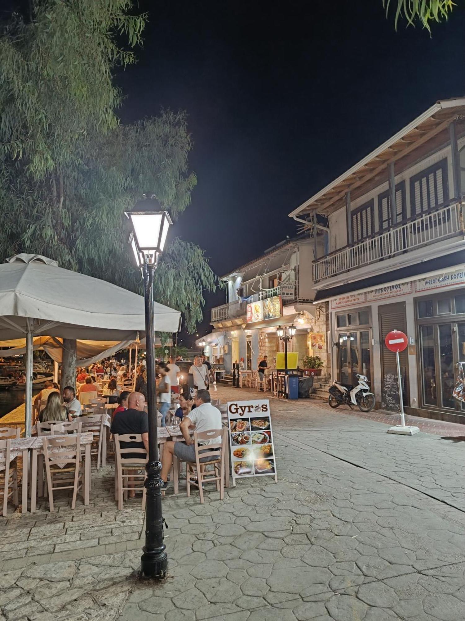 Politis' Wooden House Apartman Vaszilikí Kültér fotó